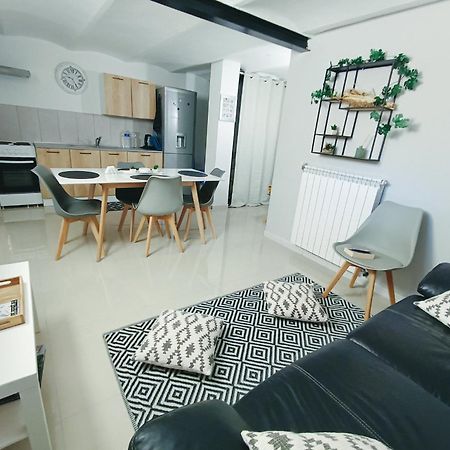 Villa Avec Piscine Et 3 Logements Ideale Groupe Marseilles Exterior foto